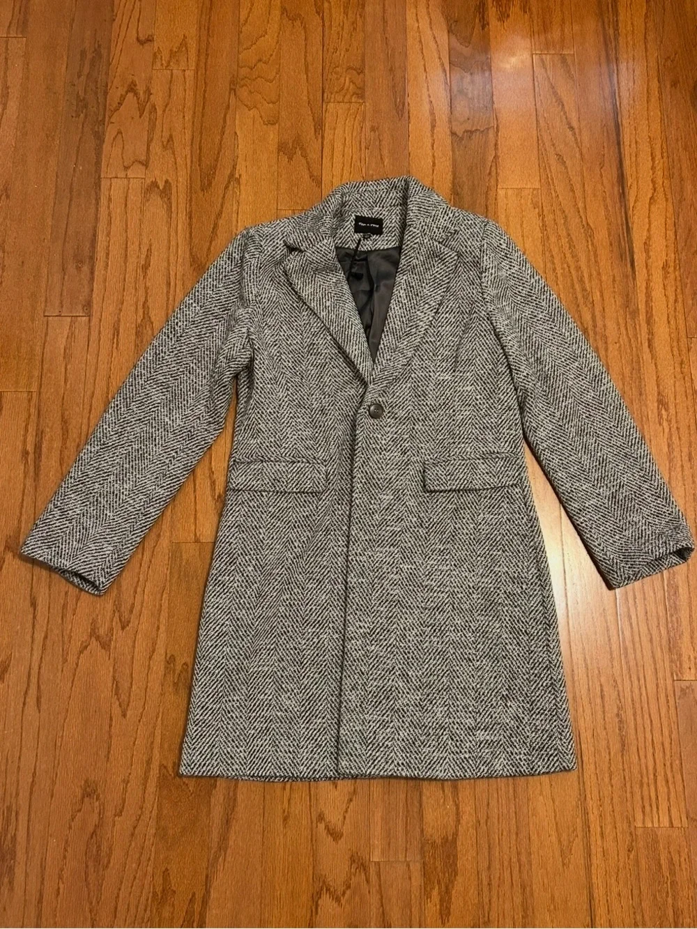 tea n rose Black & White Herringbone Blazer